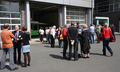 Informationsaustausch am Rande des Kongresses